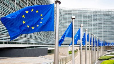 ЕС согласовал выделение пяти миллиардов долларов на военную помощь Киеву